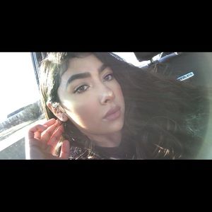 Meet your Posher, Abby